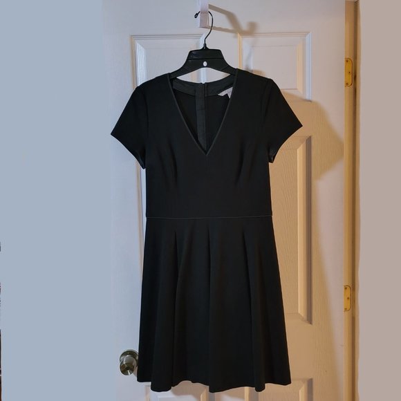 Banana Republic | Black Fit & Flare Dress, Size 4 - Picture 5 of 16